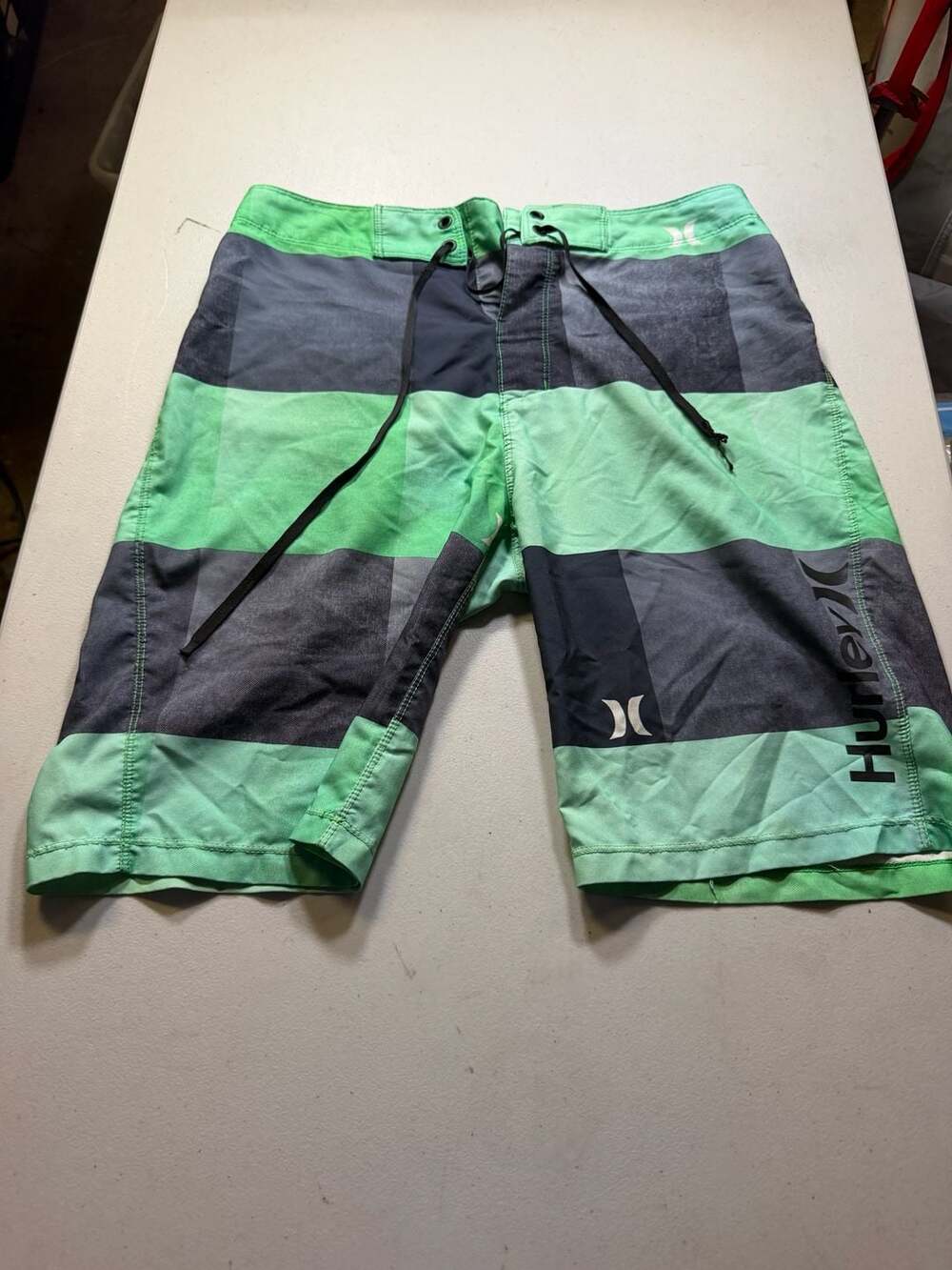 Hurley Phantom Boardshorts Size 28 Green Black Colorblock